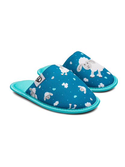 kids-slippers-sheep-clouds-45/45fe10045bcb60f7abac0012446b1f5c3054c5f3