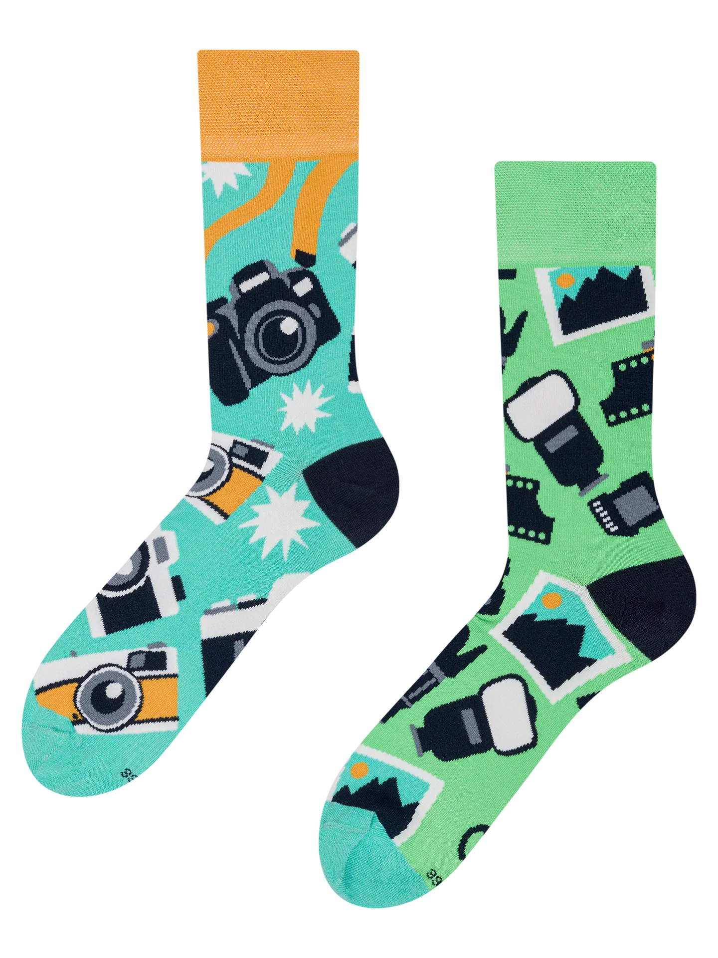 regular-socks-photographer-02-f9/f9871e786205a8aad7204613a61d734911c1834a