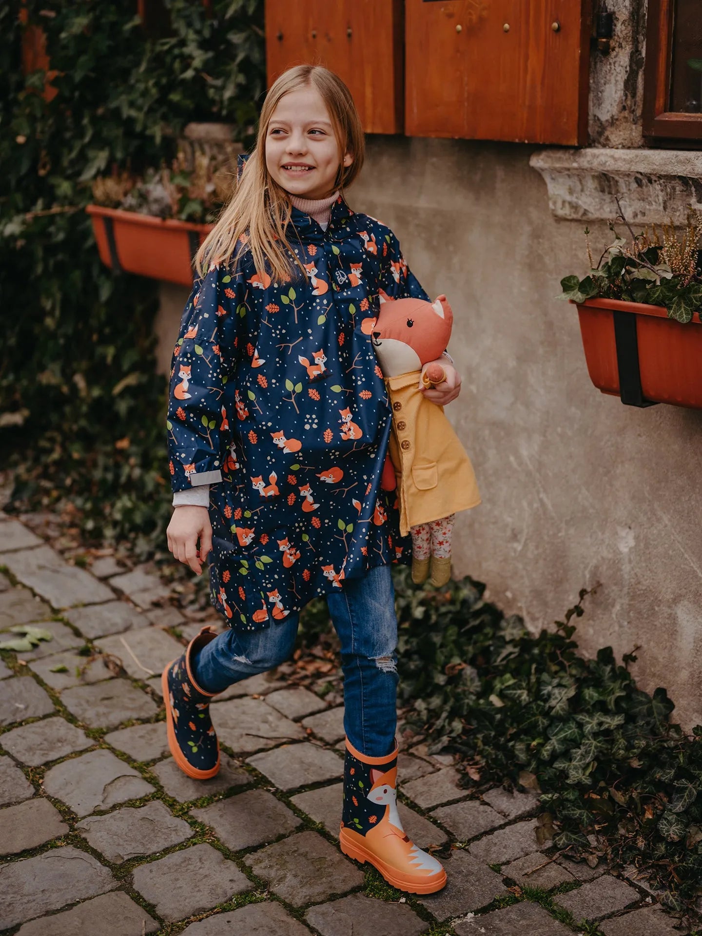 kids-raincoat-fox-in-nature-2d/2d1c8771a954224f1aa890cdc2b08dadfdccc780