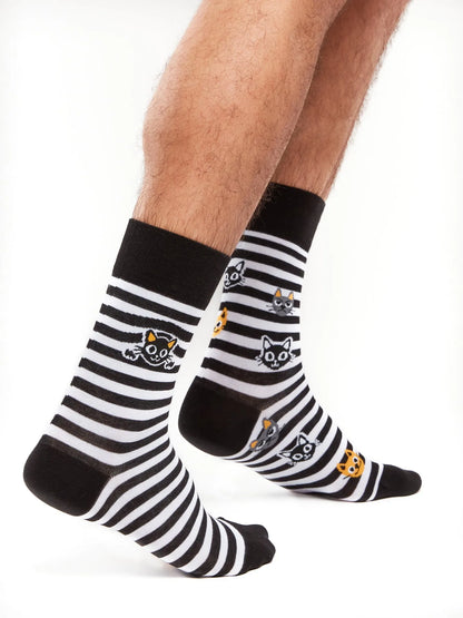 regular-socks-cats-stripes-02-b0/b09eeacad05dfb6f80feb5d41e58e51eb856af4d