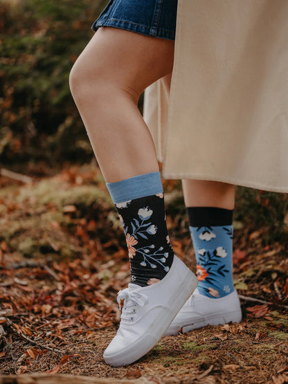 regular-socks-meadow-mood-02-fe/fe0e7bdb7439c566b89a9be4c5a9c17d26967d99