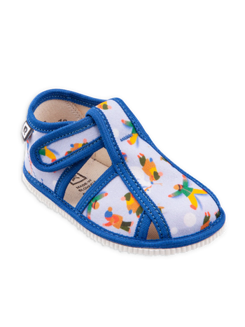 Otroški copati z zaprtimi prsti Zima s snežakom