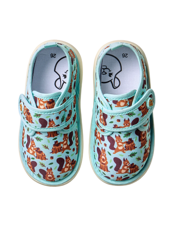 Živahni copati za dojenčka Veverica v gozdu