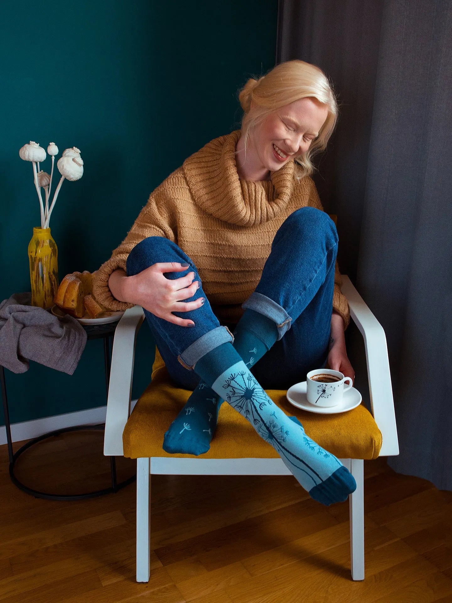 regular-socks-dandelion-02-33/331d38317c7c0c2a17eb3b0fa21ef28d0767e9ba