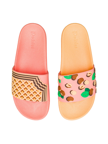 Živahni natikači Lešnikov piškot