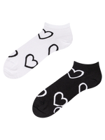 ankle-socks-black-white-hearts-02-53/5322b03fdd9b3b01afeaf40024fe08bddd7a99dc