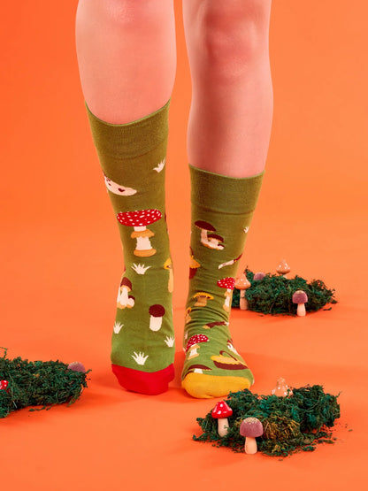 regular-socks-mushroom-hunting-70/70f8ef4d6ff6e39938ef201954d7242e9079c4b6