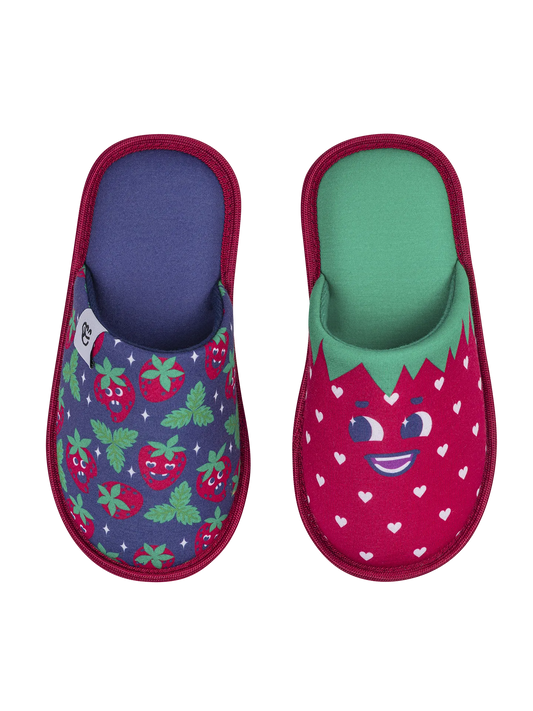 kids-slippers-happy-strawberries-77/77a3943d674be5179af6d5340efe238a82005ad4