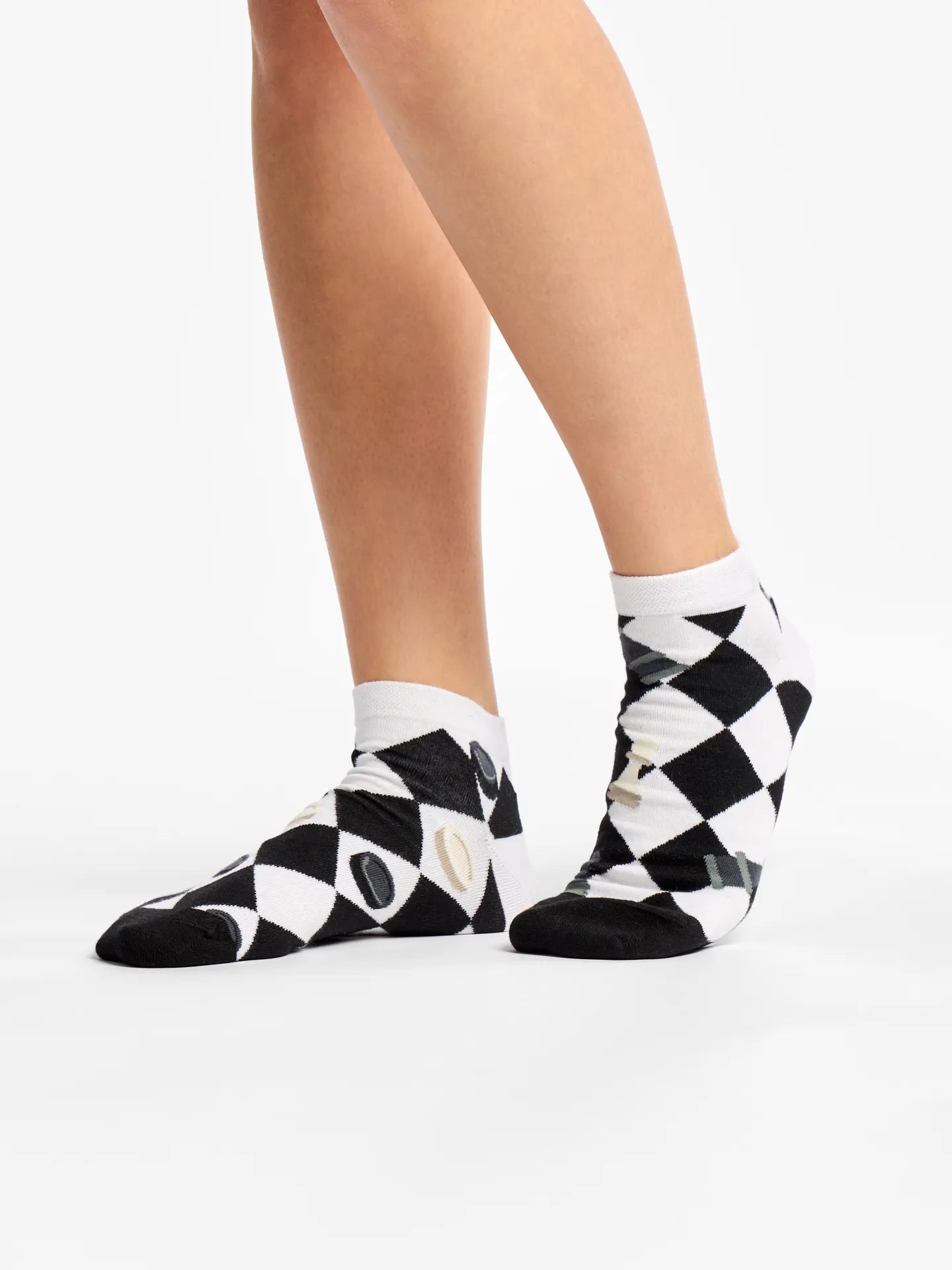 ankle-socks-chess-checkers-02-b1/b10cd8603c2eea2893d901b8872ad4e2eb87977f