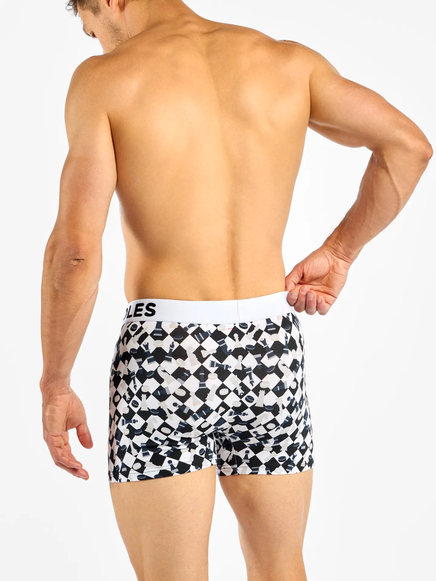 mens-trunks-chess-checkers-a1/a16d1e893a10ce669b62fffc600b233c9b0d91a6