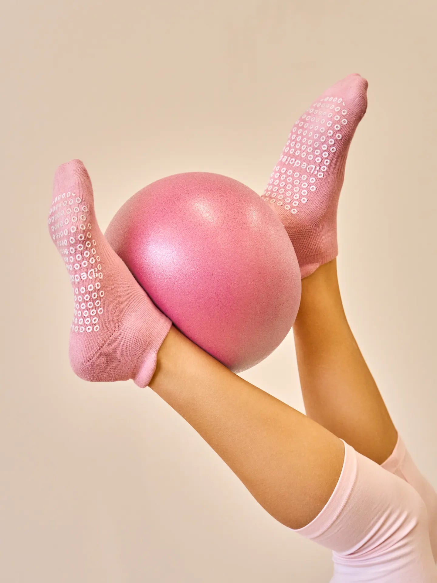 old-rose-pilates-yoga-socks-a2/a2fb06fd8a11f6cbb0b7b62afaf41d7706783d70