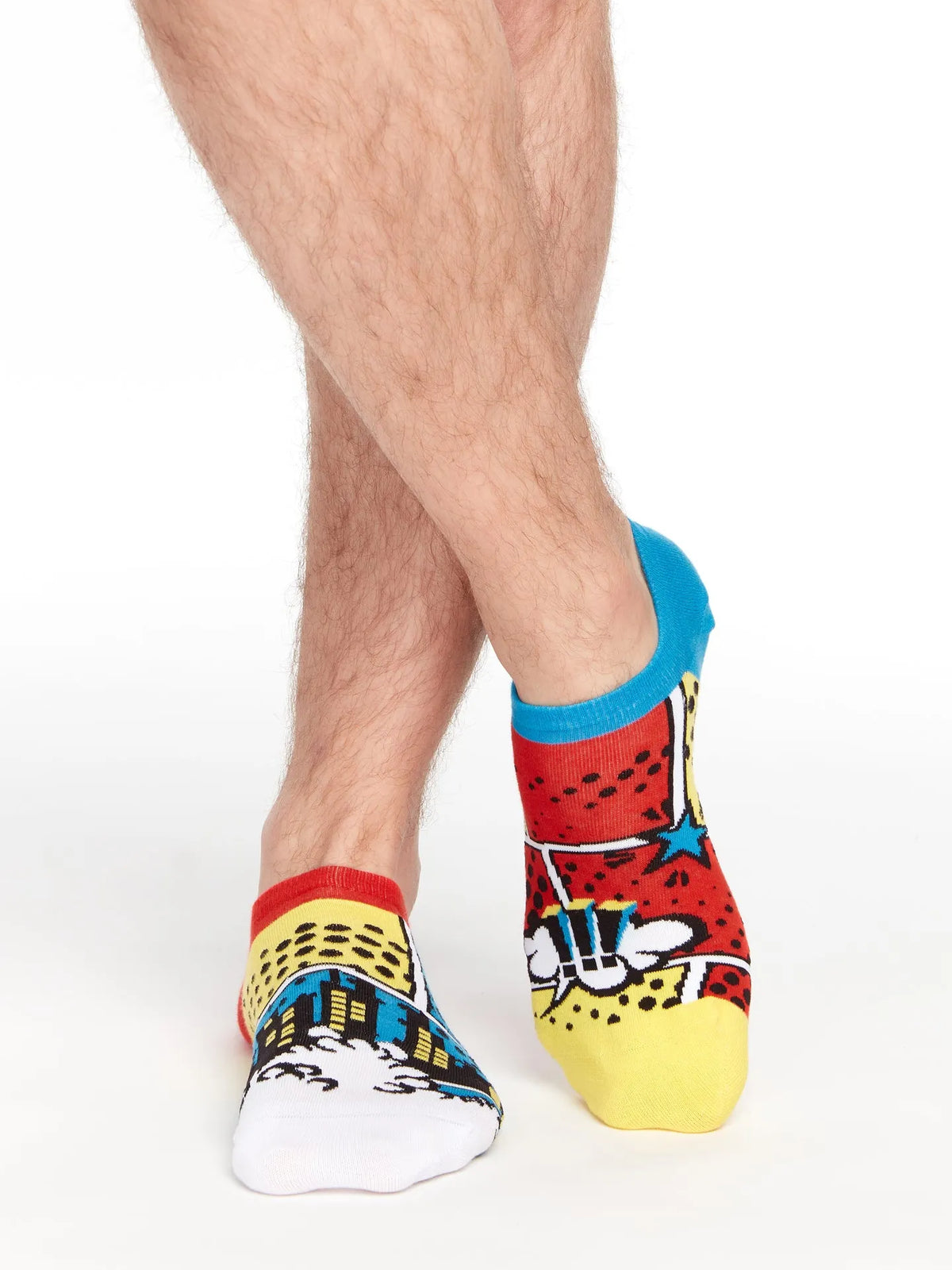 sneaker-socks-colourful-comics-a5/a56060bda13ace4c8494d3b26c85ce9992c07014