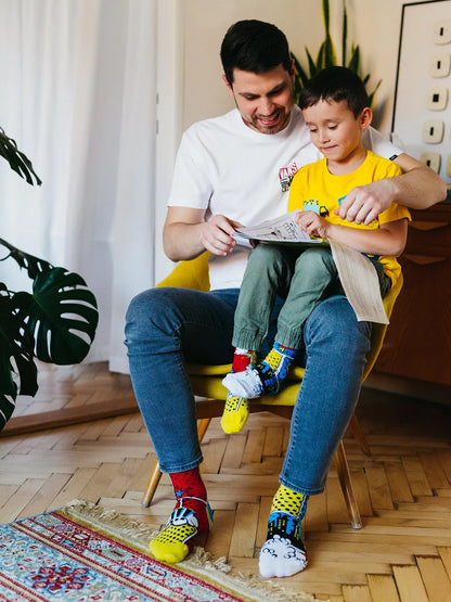 regular-socks-colorful-comics-02-6a/6ac06ef4a313c4888d858ed4fb7dc316734da25d