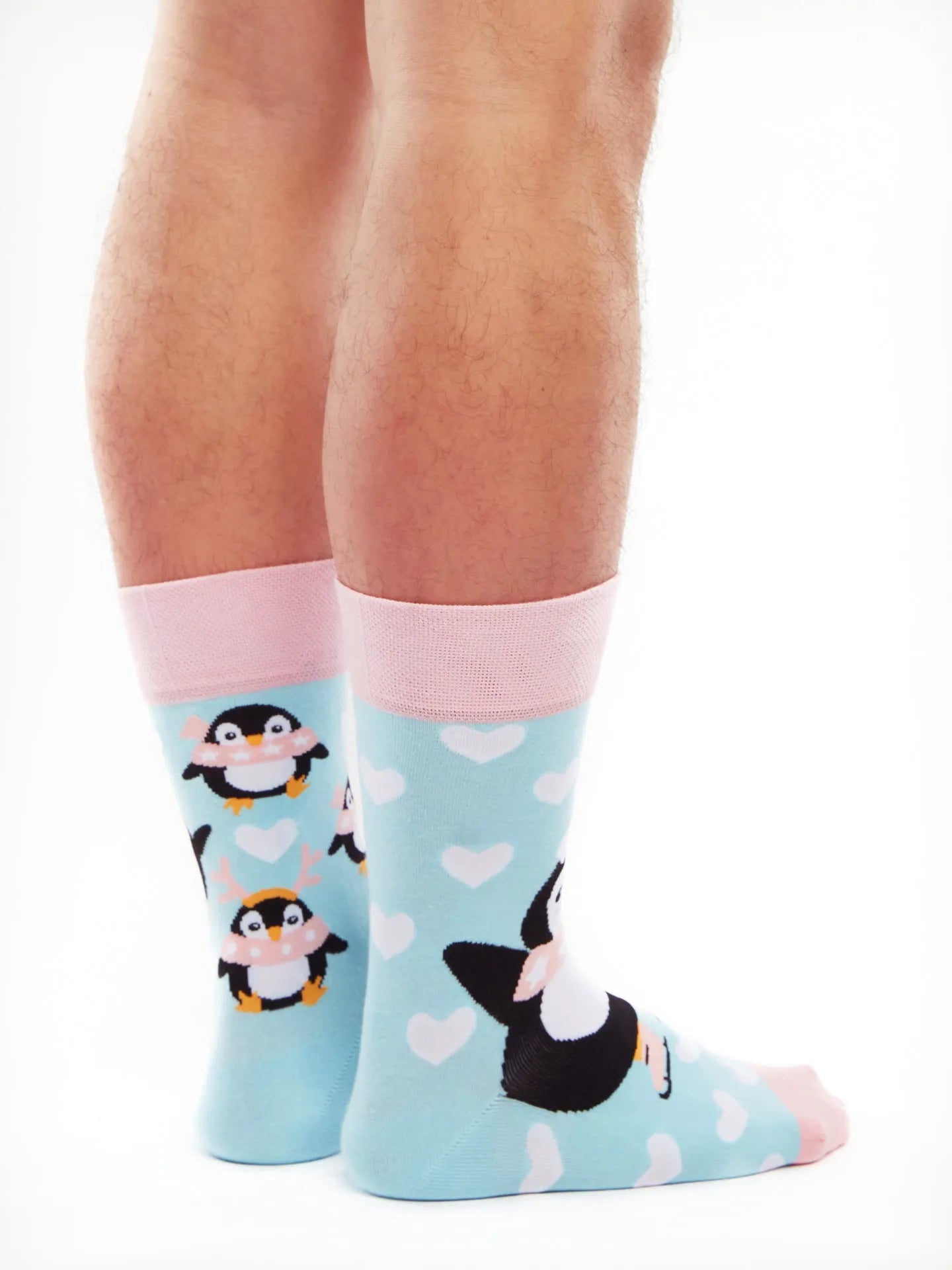 regular-socks-skating-penguin-02-87/87753cbba6f0c84c77ba1cf2ab08f4a57b1b4d78