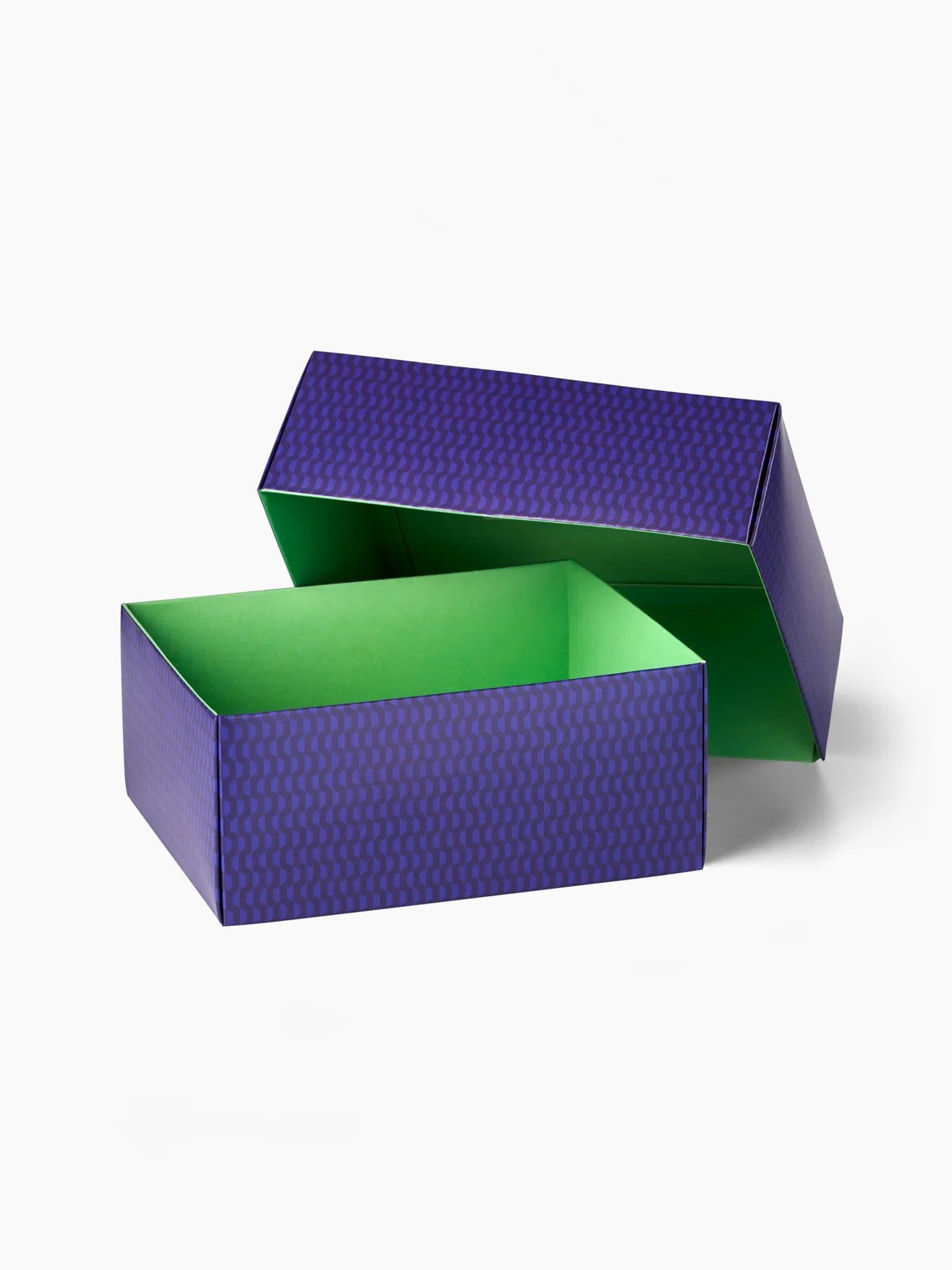 patterned-purple-classic-gift-box-b1/b18b475954d8b6519e2849a3be48d9189804b6ae