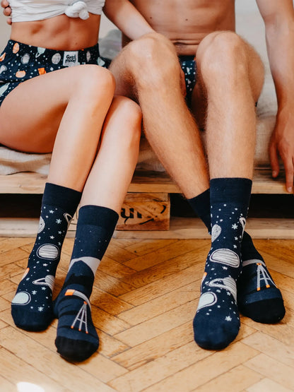 regular-socks-cosmos-02-c5/c581223fabd3cedfed8e8c6a43e54481f998e420