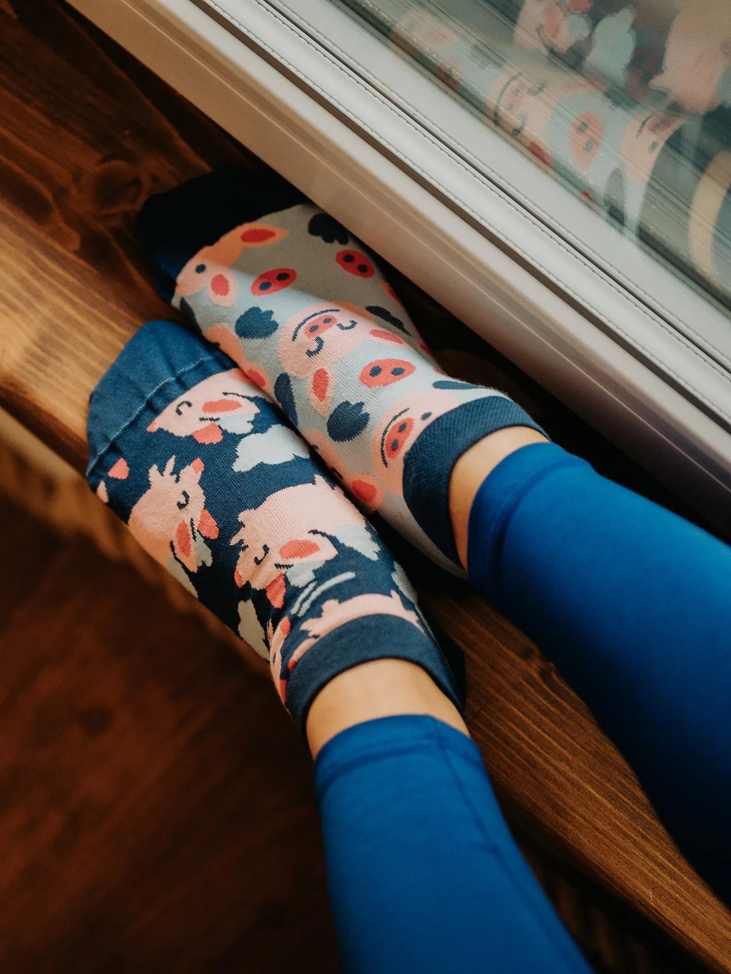 ankle-socks-flying-pigs-02-57/5788731d6f8de43e4055895298b1a0e952dcc2b1