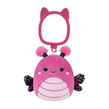 Squishmallows obesek za ključe Marcelina – malinasto rožnati metulj monarh, 9 cm
