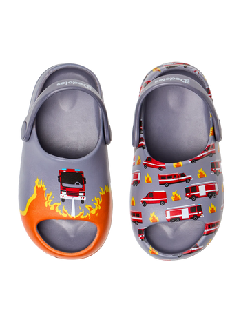 Živahni chunky kroksi za dojenčke Gasilci v akciji