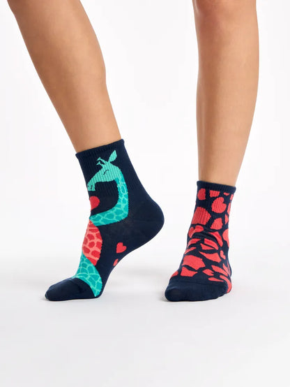 crew-socks-giraffes-on-a-date-fa/fada97356186f84d4fa32ffb678bc79a1a19834e