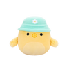 Squishmallows Triston – rumeni piščanček z metinim ribiškim klobukom, 20 cm