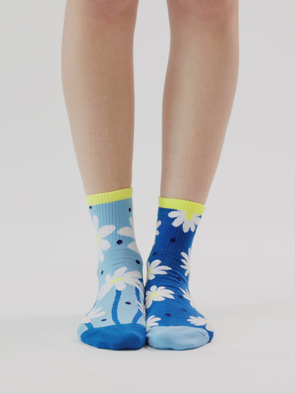 Živahne nogavice crew Marjetice in pike