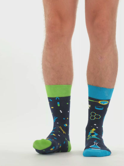 Živahne nogavice DNK